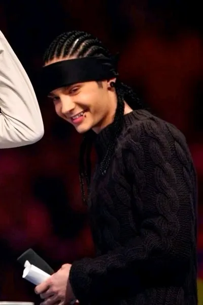 الذكاء الاصطناعي للدردشة المعكوسة – الدردشة مع TOM KAULITZ 