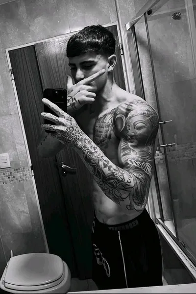 Flipped Chat AI – Chatear con Lautaro 