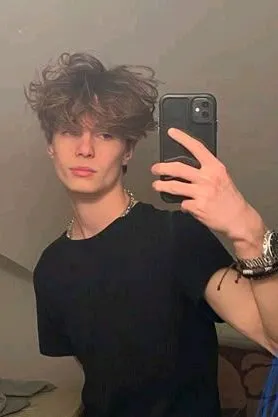 Flipped Chat AI – Чат с Ваня