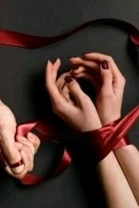 الذكاء الاصطناعي للدردشة المعكوسة – الدردشة مع Luna 