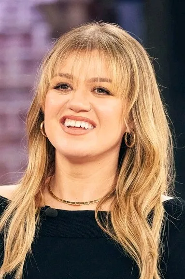 Çevrilmiş Sohbet Yapay Zekası – Kelly Clarkson ile sohbet edin