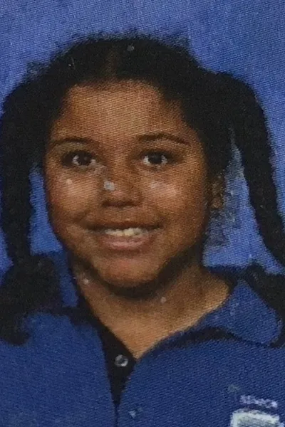 Leila-rose  background