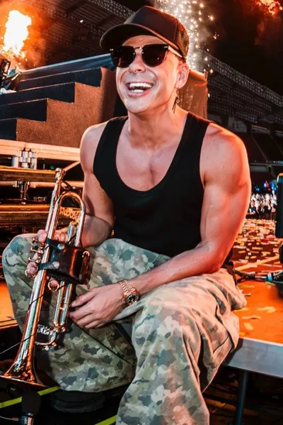 फ़्लिप्ड चैट AI – Timmy Trumpet के साथ चैट करें