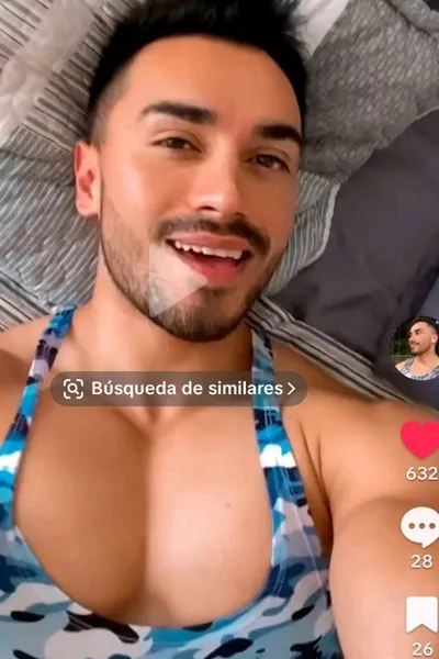 Flipped Chat AI – Chat with Mateo Valenzuela