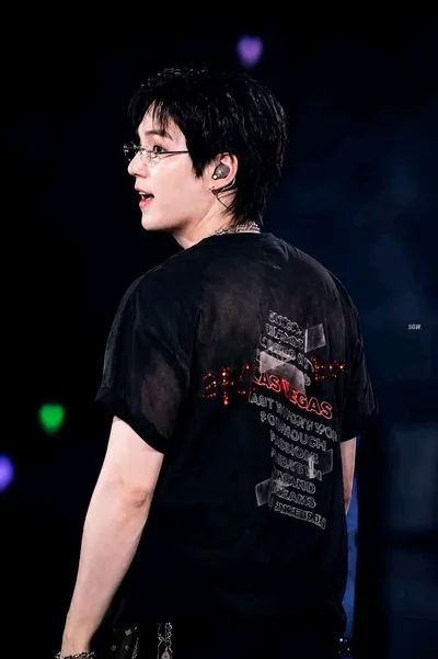 Suga background