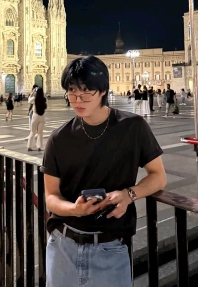 Han Jisung background