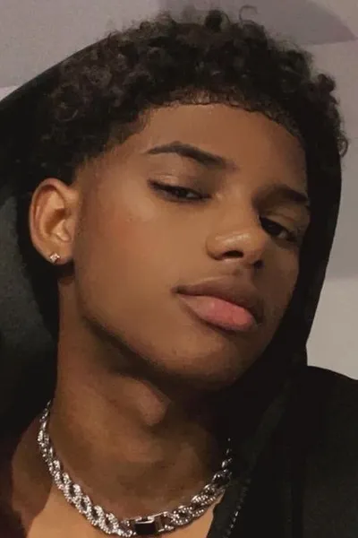 Dion background