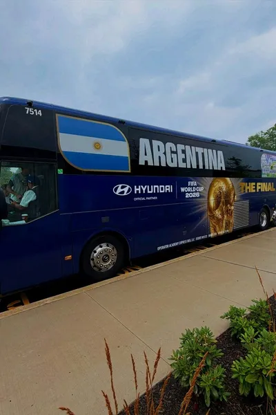 Ang Bus ng Koponan ng Argentina π¦π· background