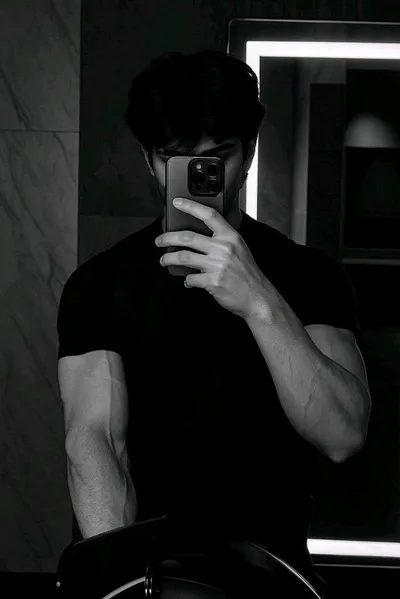 Ayush Roy background