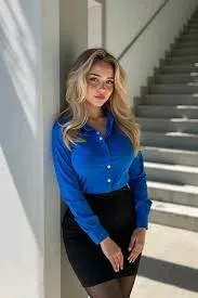 Olga Karpovski background