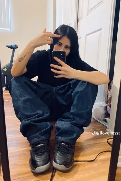 aaliyah arrière-plan